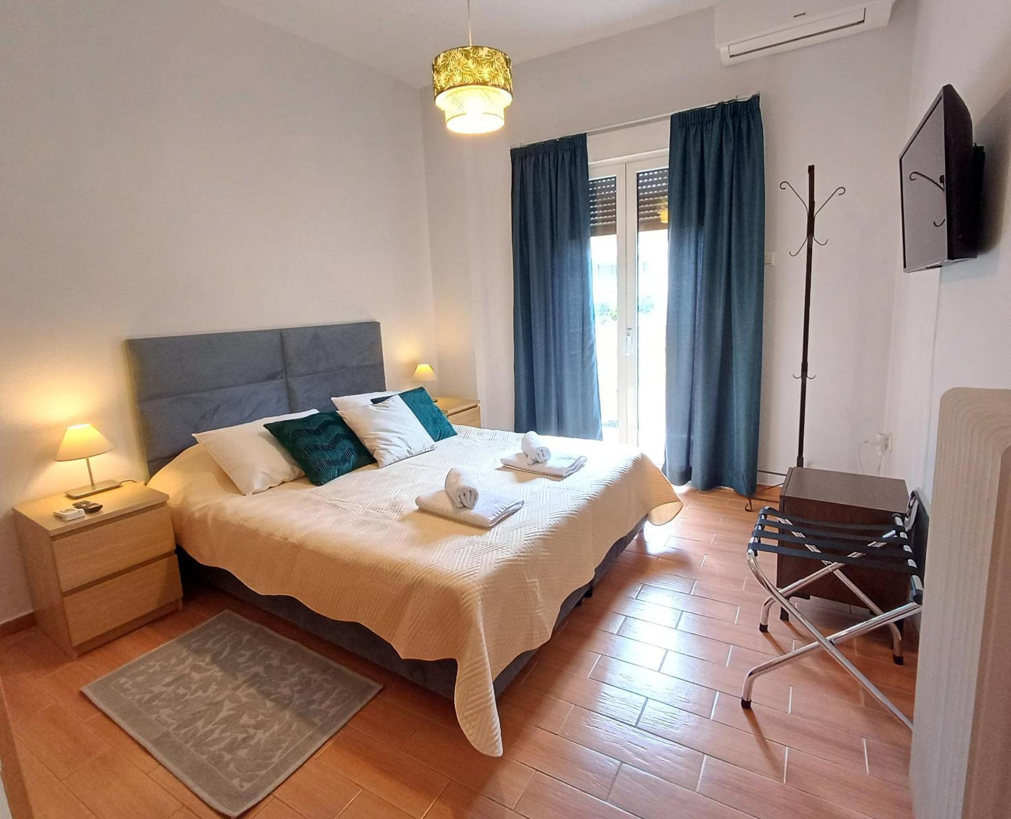 Georgia's Cozy In Koukaki דירה *